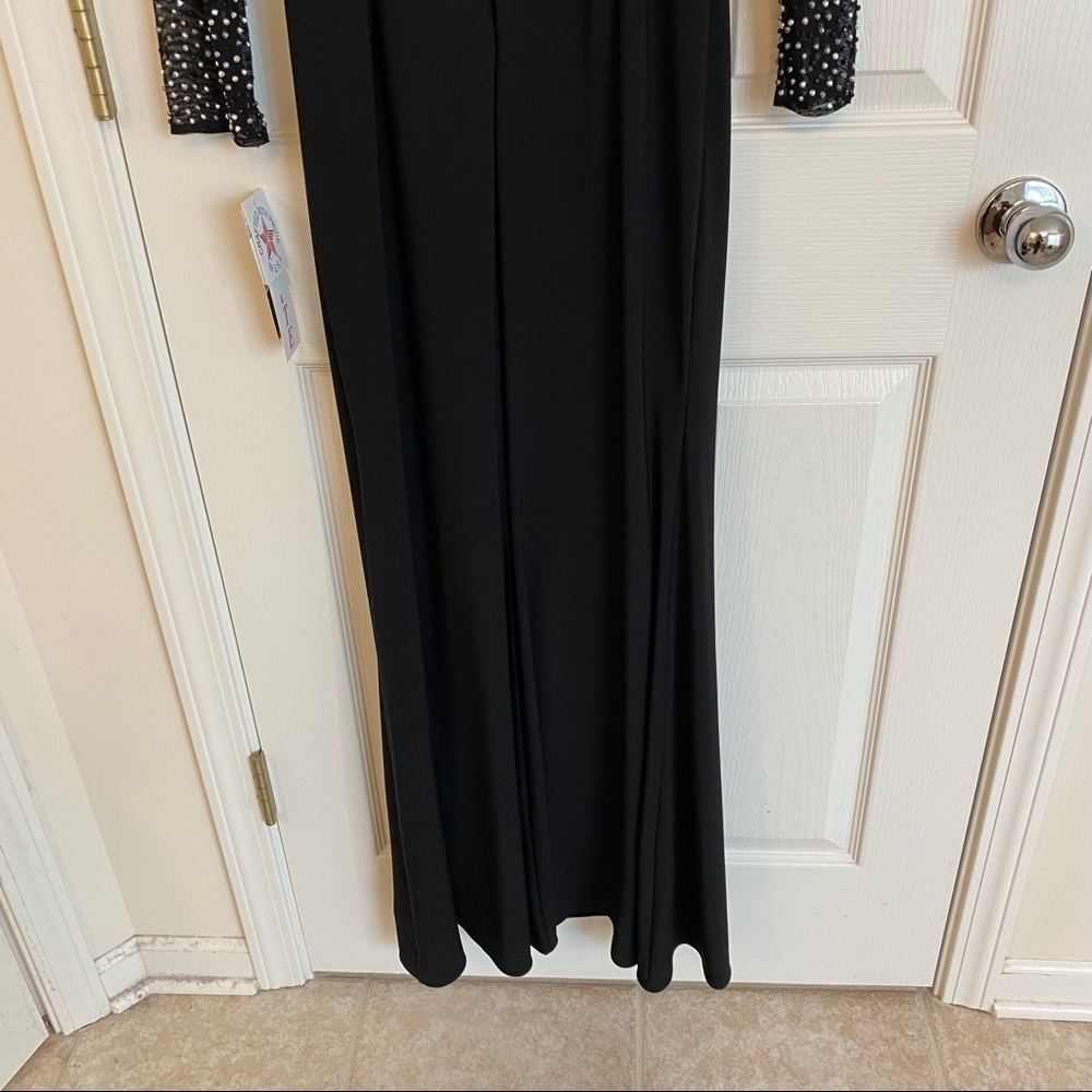 Betsy & Adam Embellished Cutout Gown in Black Size 2P - Picture 8 of 11